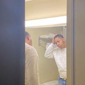 Meet your Posher, Pierre